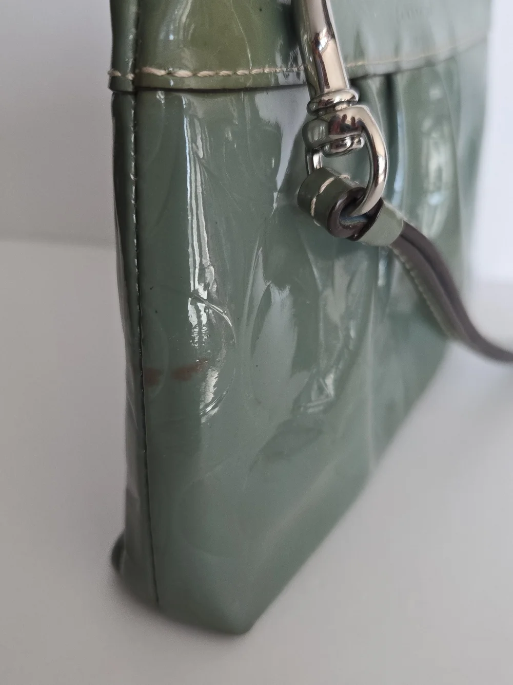 Vtg COACH Y2K Patent Leather Green/Blue Wristlet 7